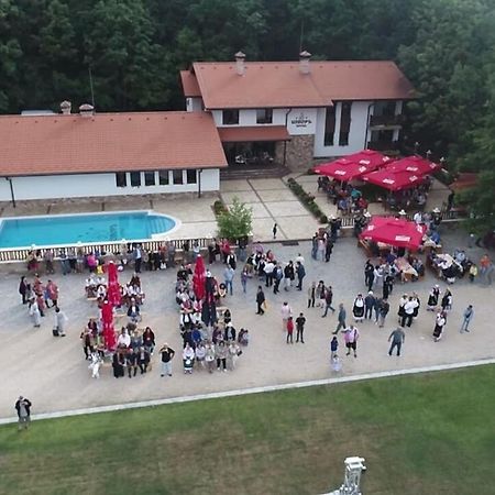 Izvor Hotel "Изворъ" Shipot Exterior foto