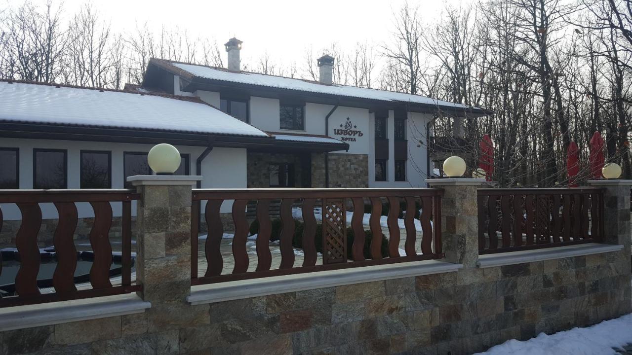 Izvor Hotel "Изворъ" Shipot Exterior foto